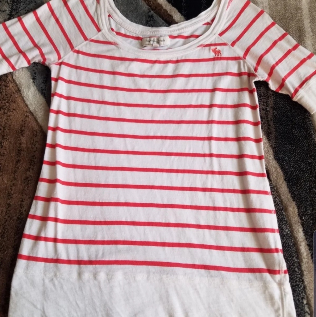 A&F Large Top